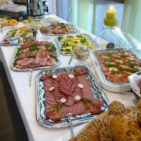 Hotel Und Cafe Paso Vierkirchen