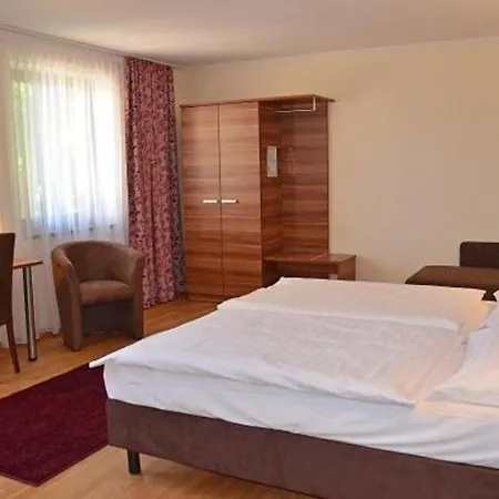 Hotel Und Cafe Paso