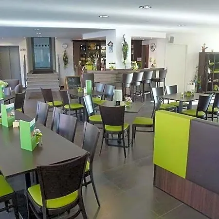 Und Cafe Paso Vierkirchen
