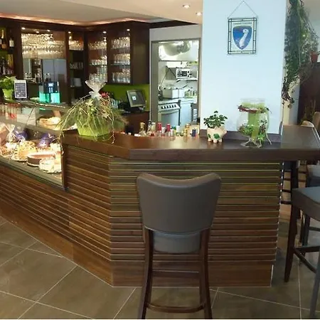 Und Cafe Paso 3* Vierkirchen
